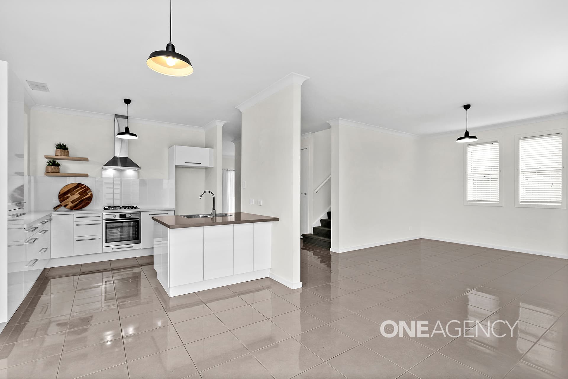 23 Curramore Terrace, Tullimbar, Tullimbar - Thumbnail 3