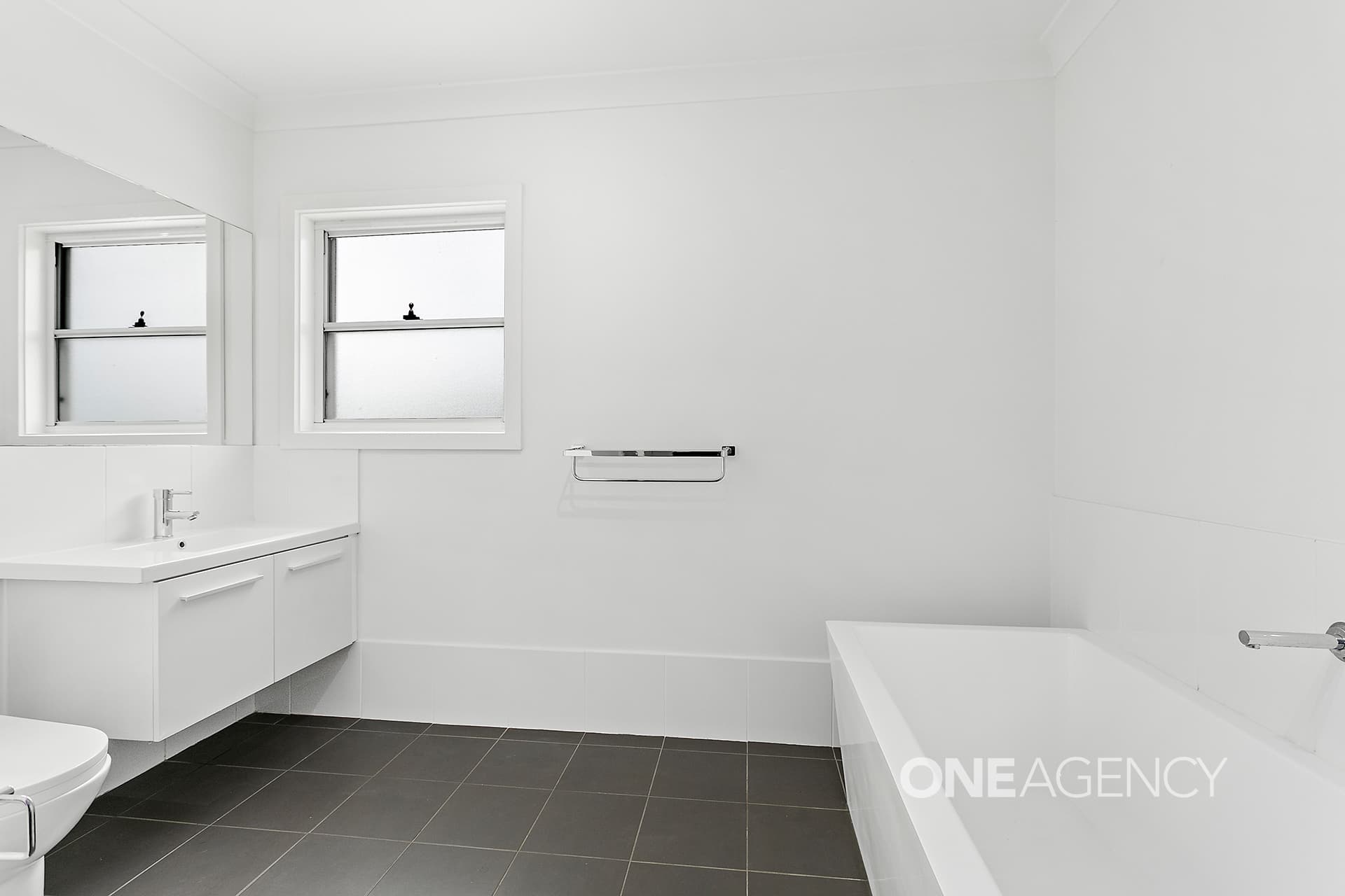 23 Curramore Terrace, Tullimbar, Tullimbar - Thumbnail 4