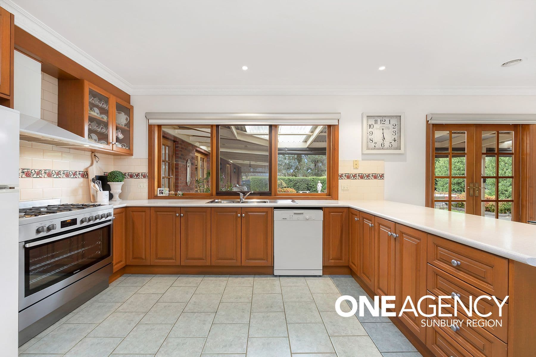 7 Wattle Drive, Sunbury, Sunbury - Thumbnail 8