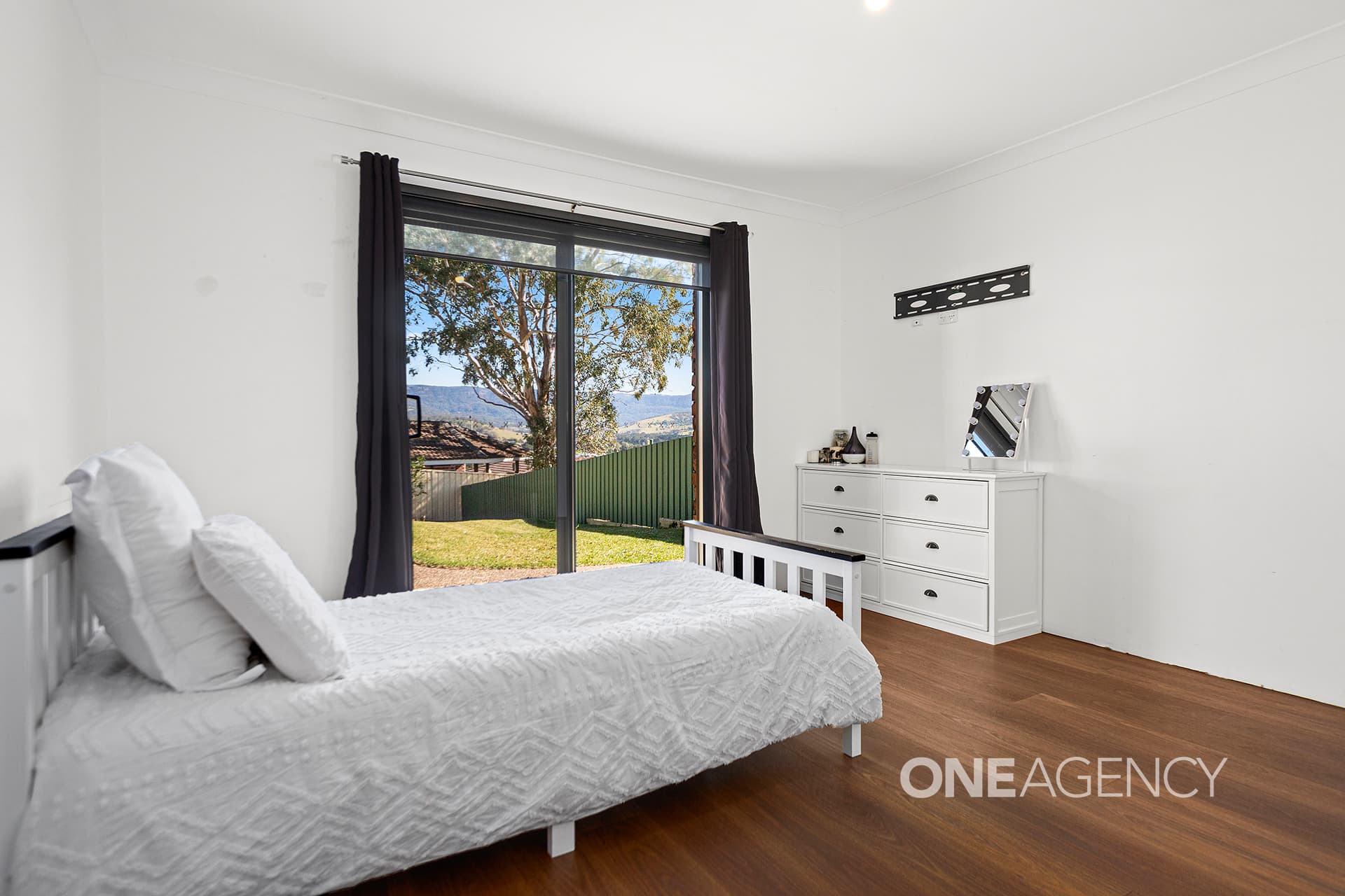 18 Crest Road, Albion Park, Albion Park - Thumbnail 6