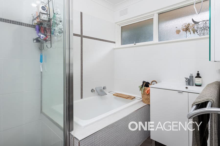 13 MALUMBA Crescent, Kooringal, Kooringal - Thumbnail 8