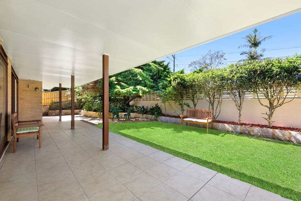 1 Errigal Place, Killarney Heights, Killarney Heights - Thumbnail 2