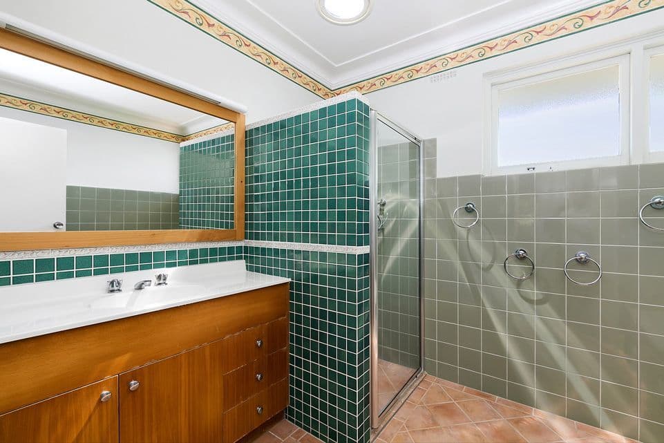 1 Errigal Place, Killarney Heights, Killarney Heights - Thumbnail 4