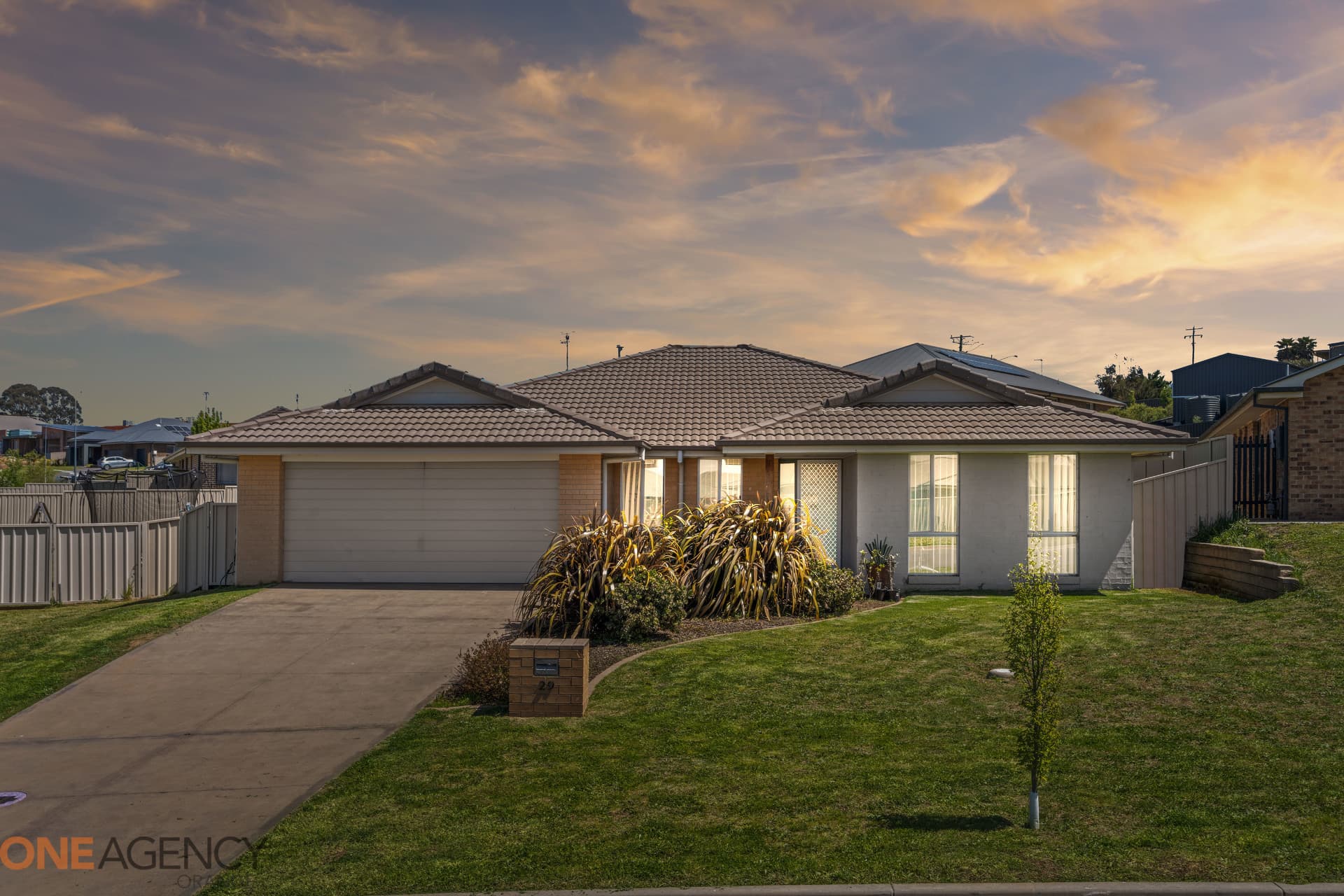 29 Pippin Way, Orange, Orange - Image 1