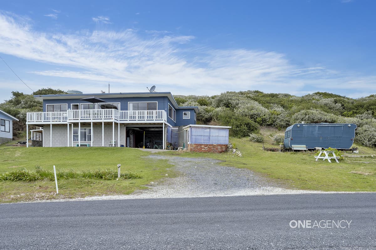 27 & 29 Gardiner Street, Arthur River, Arthur River - Thumbnail 3