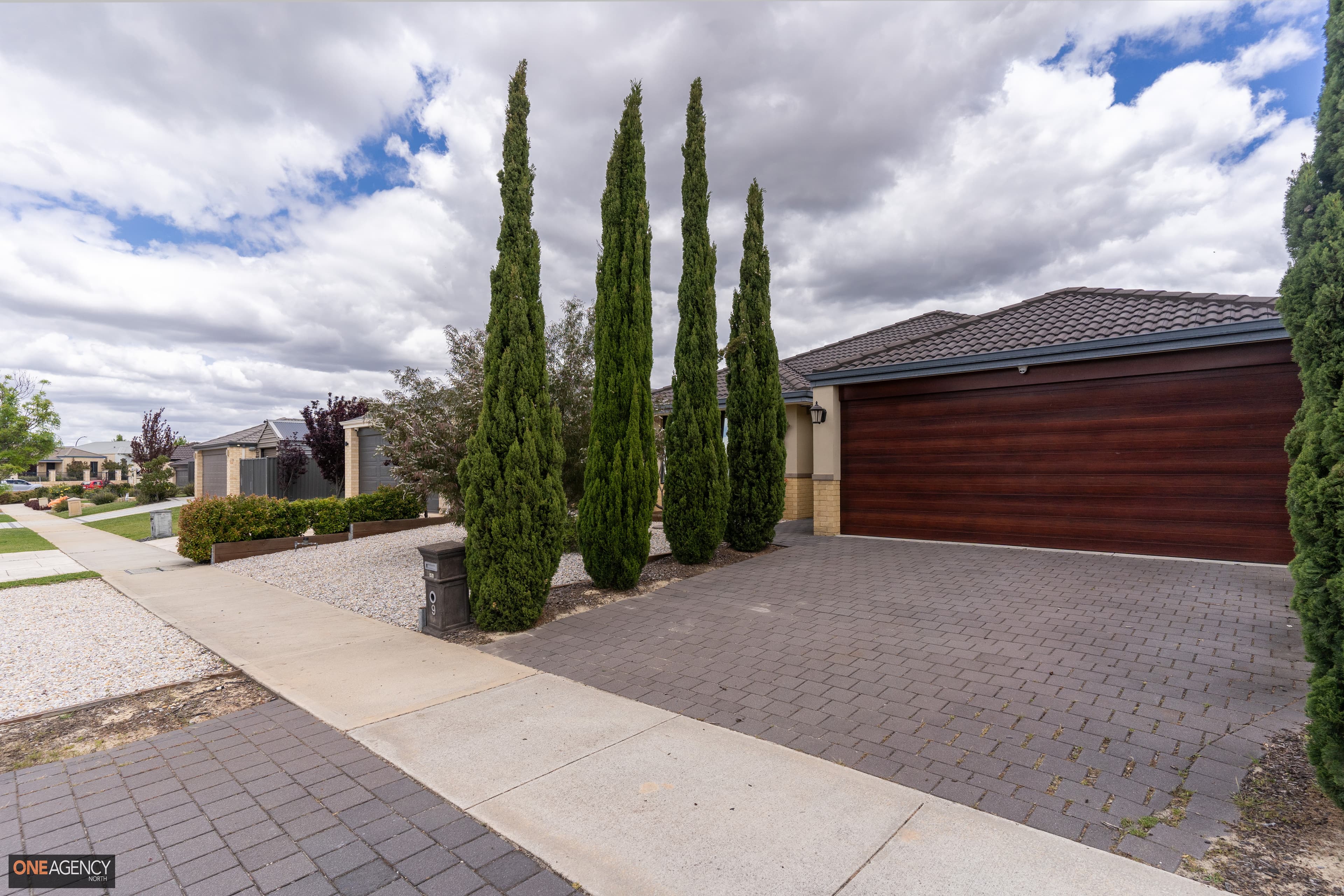 9 Kirkley Pass, Aveley, Aveley - Image 1