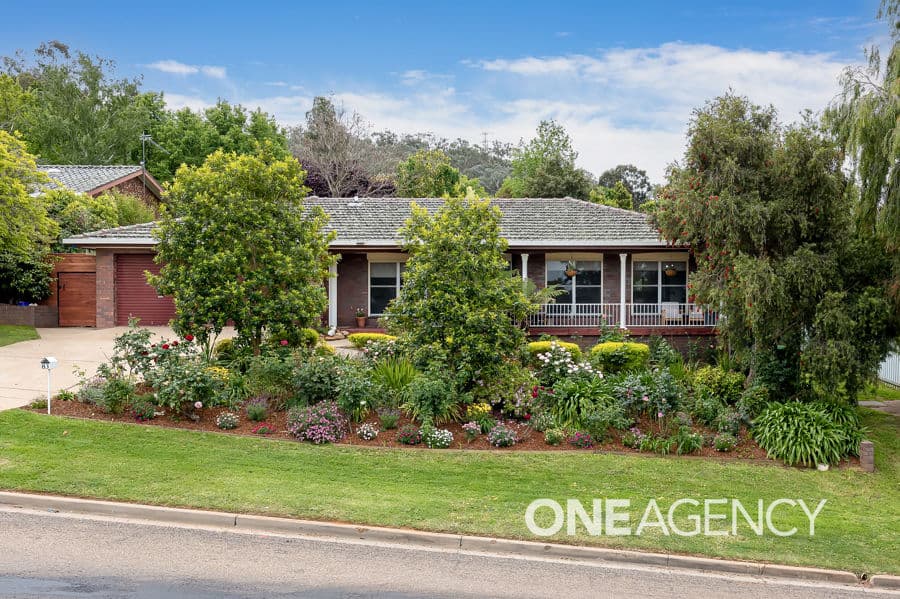 83 STANLEY Street, Kooringal, Kooringal - Image 1