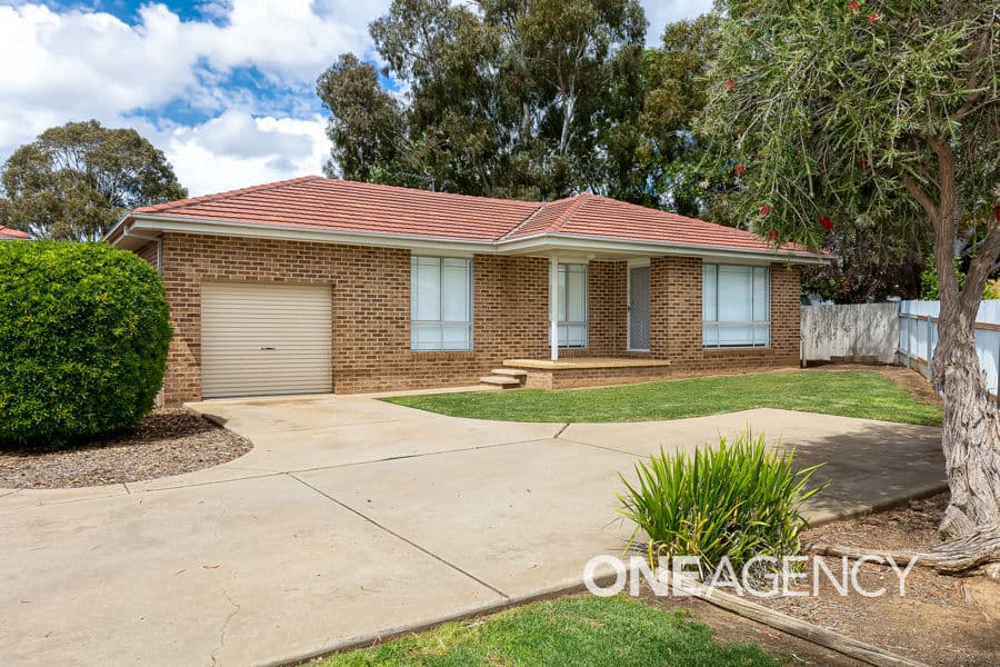 4/6 CYPRESS Street, Forest Hill, Forest Hill - Image 1