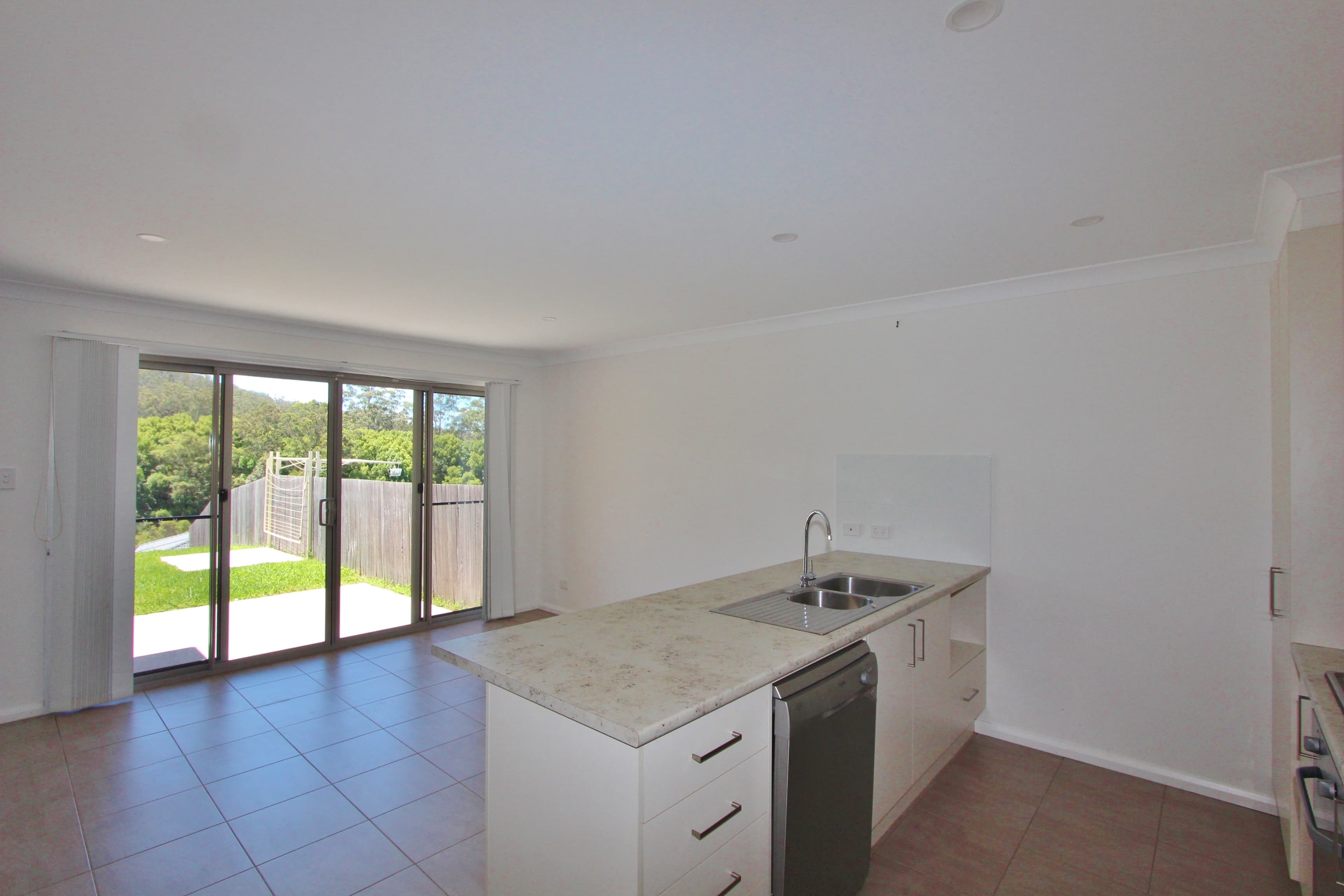 3 Kooroora Ridge, Kendall, Kendall - Thumbnail 3