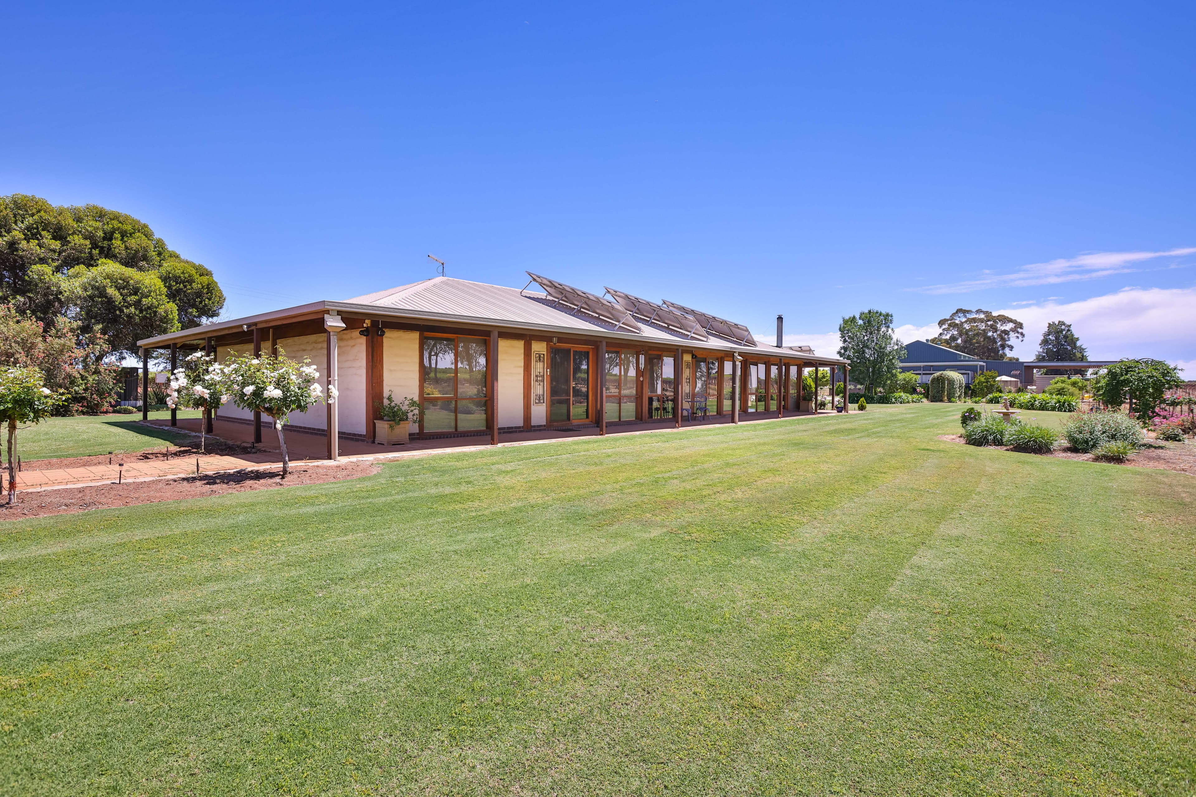 84 Mathewson Road, Birdwoodton, Birdwoodton - Image 1