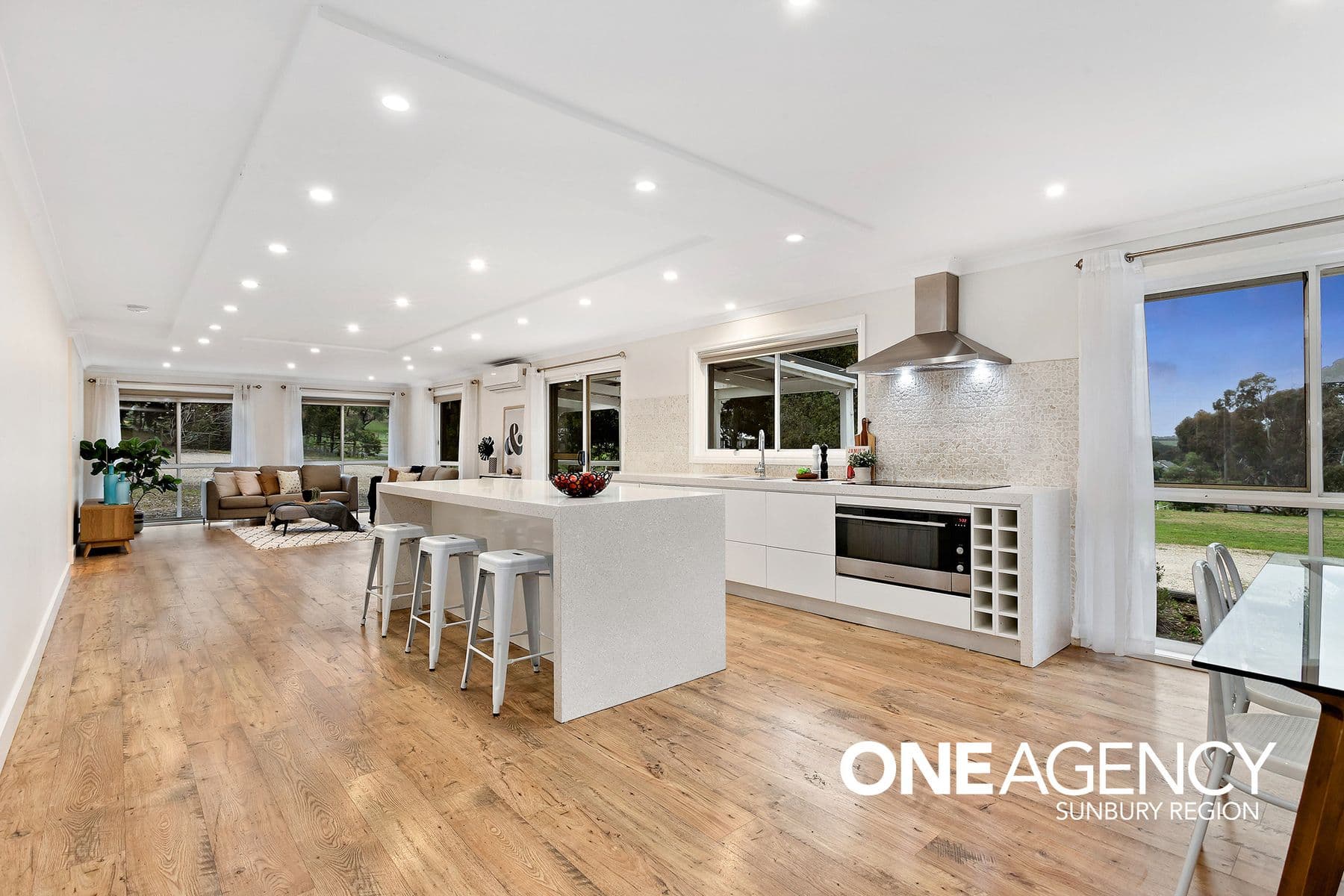 50 Sambell Road, Sunbury, Sunbury - Thumbnail 3