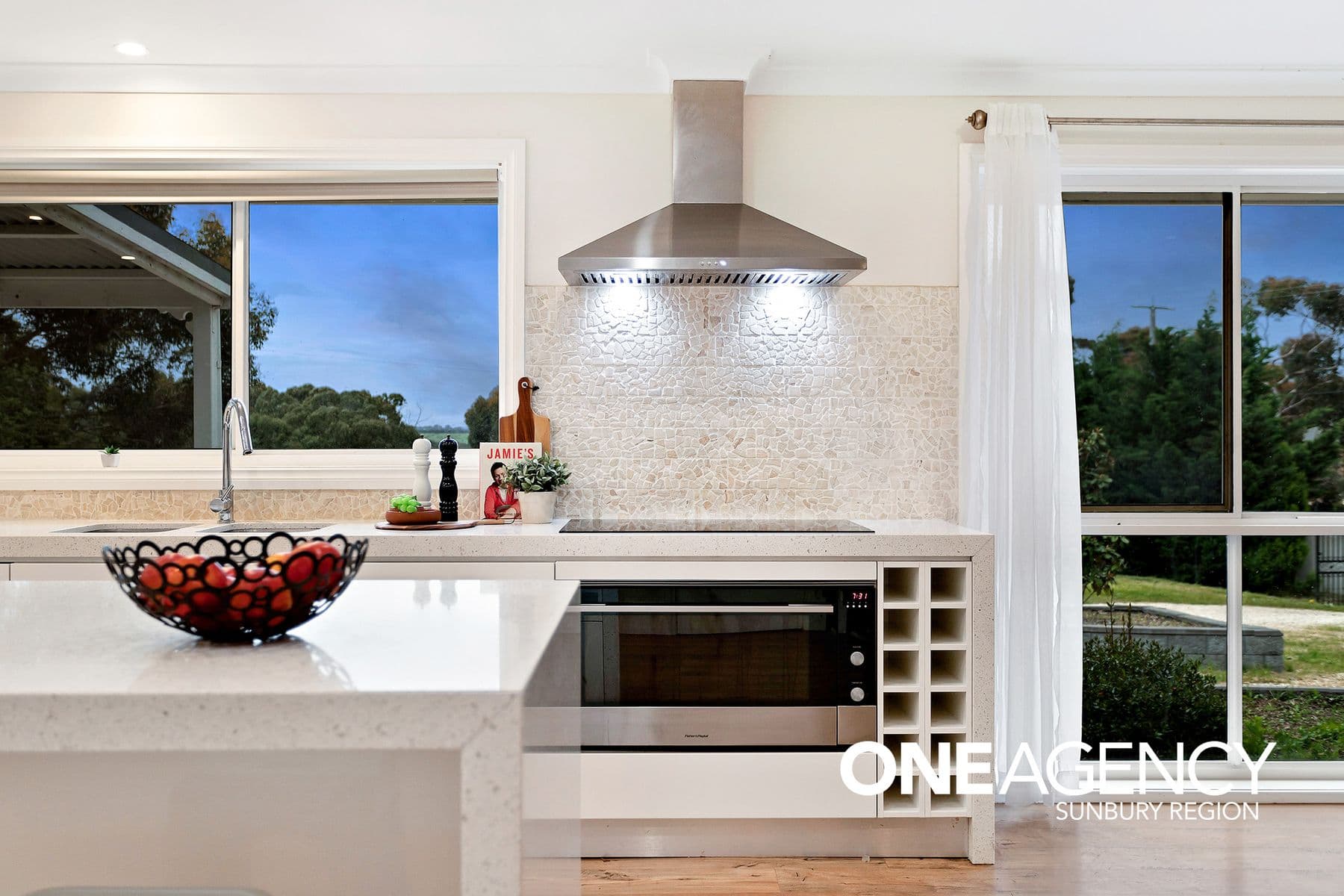 50 Sambell Road, Sunbury, Sunbury - Thumbnail 4