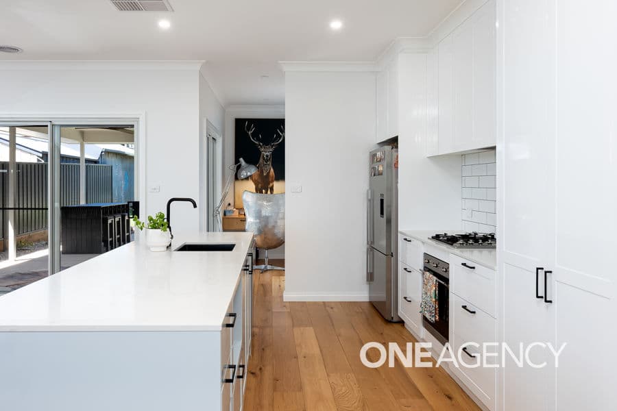 84 RAILWAY Street, Turvey Park, Turvey Park - Thumbnail 5