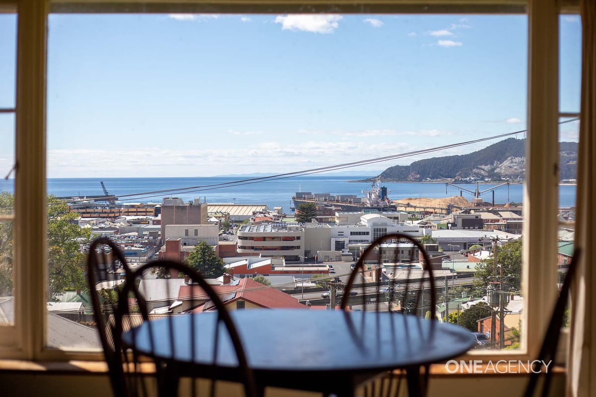 40 Jones Street, Burnie, Burnie - Thumbnail 2