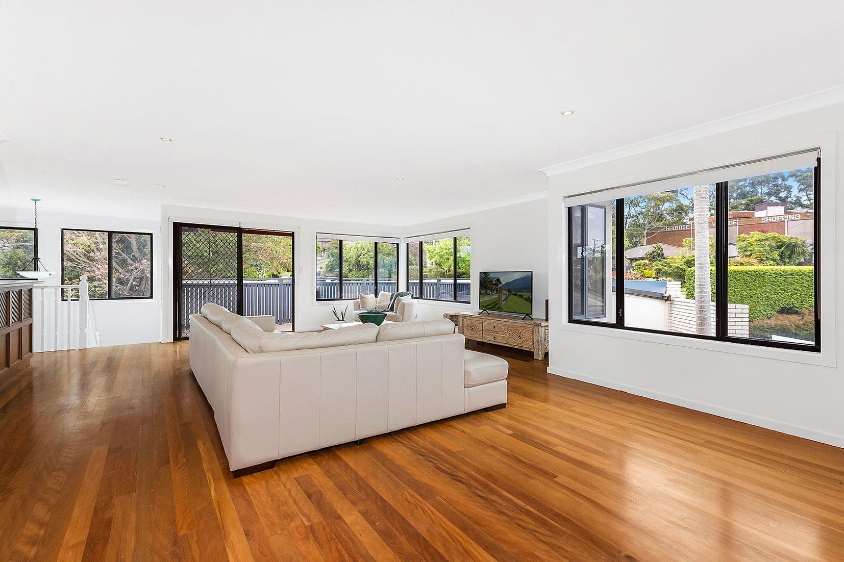 146 Pringle Avenue, Belrose, Belrose - Thumbnail 3