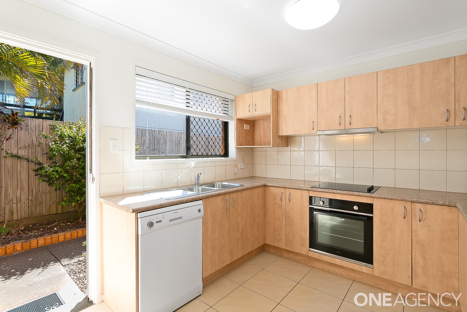 1/5 Herbert Street, Scarborough, Scarborough - Thumbnail 4