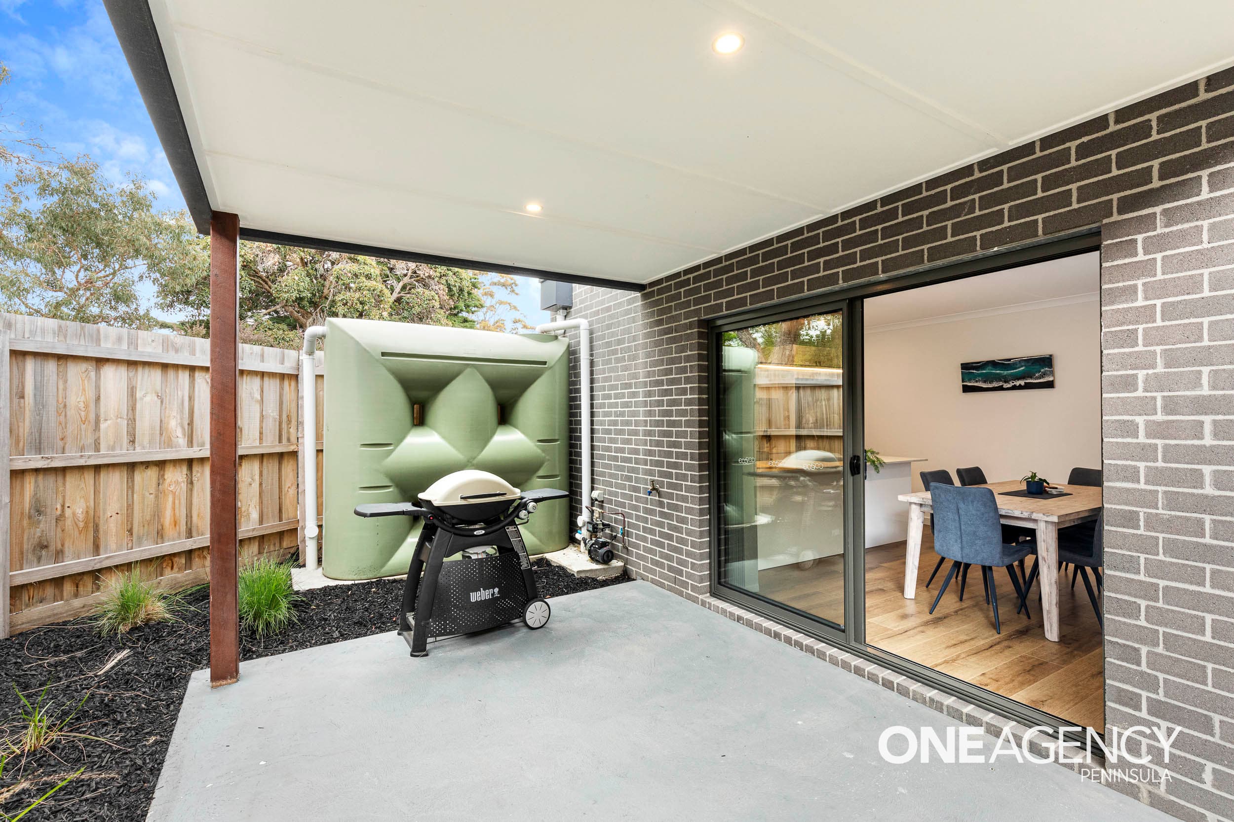 5 Overlea Avenue, Rosebud, Rosebud - Thumbnail 8