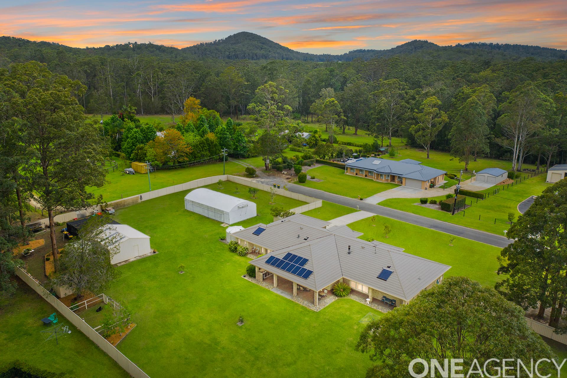 119 Oak Ridge Road, King Creek, King Creek - Thumbnail 5