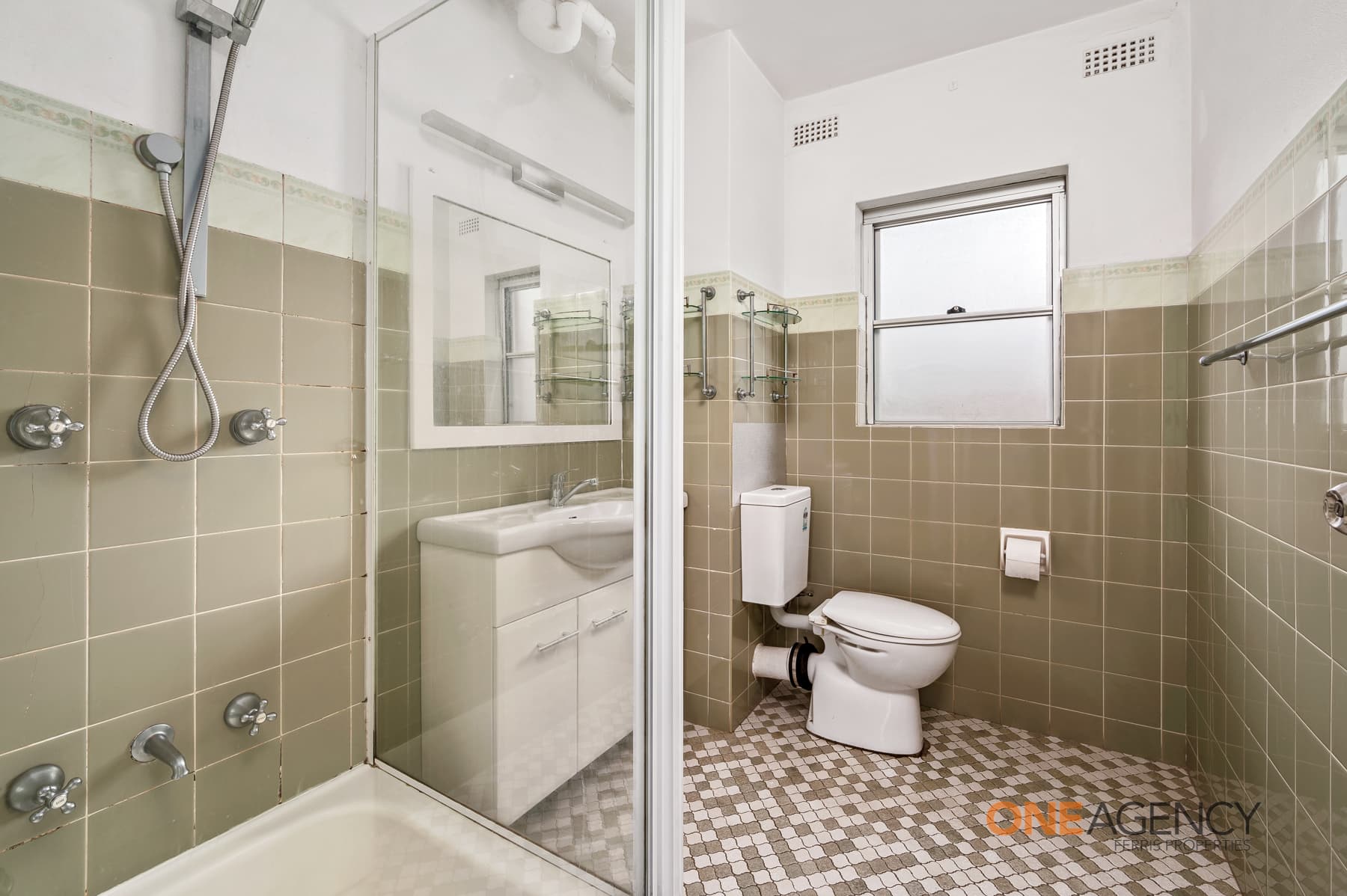 5/80 Parkway Avenue, Cooks Hill, Cooks Hill - Thumbnail 5