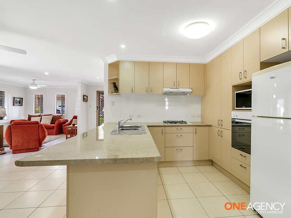 18 Ellis Crescent, North Boambee Valley, North Boambee Valley - Thumbnail 6