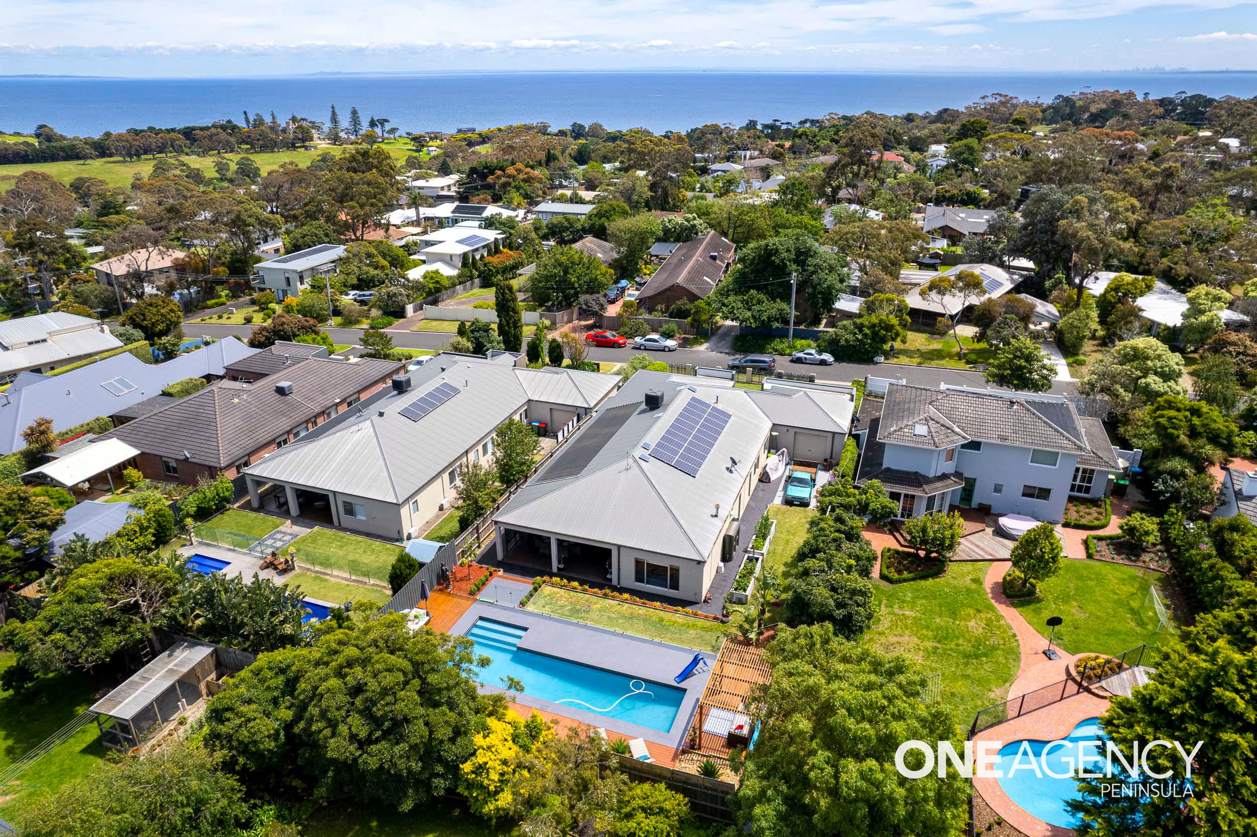 12 Dolphin Street, Mount Eliza, Mount Eliza - Thumbnail 2