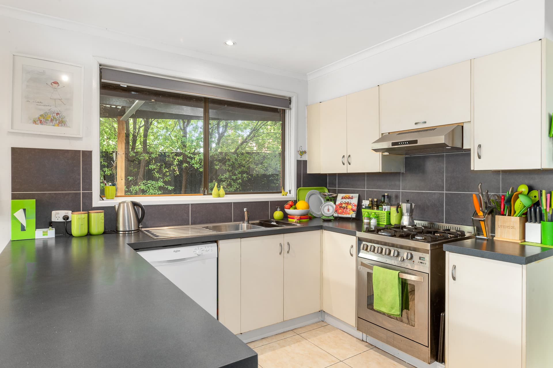 13 Carisbrook Court, Langwarrin, Langwarrin - Thumbnail 5