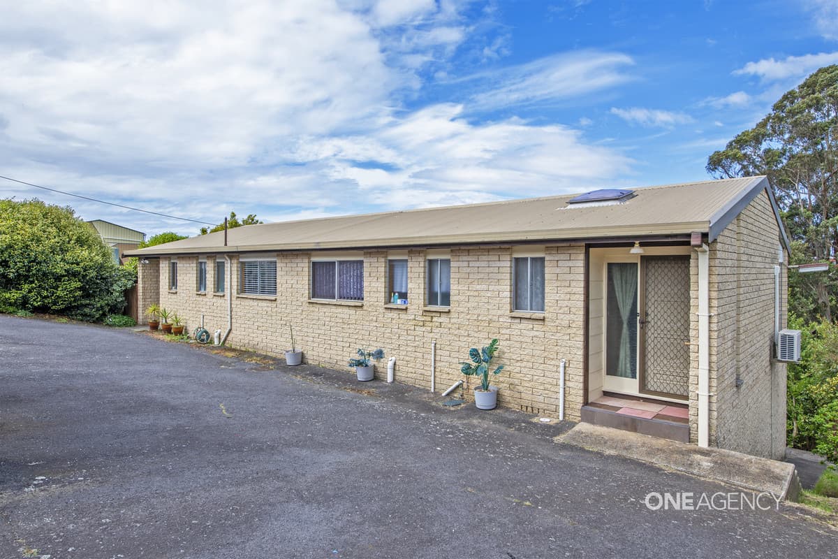 2/7 Bathurst Street, Upper Burnie, Upper Burnie - Thumbnail 2