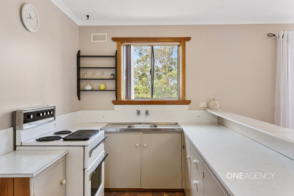 2/7 Bathurst Street, Upper Burnie, Upper Burnie - Thumbnail 4