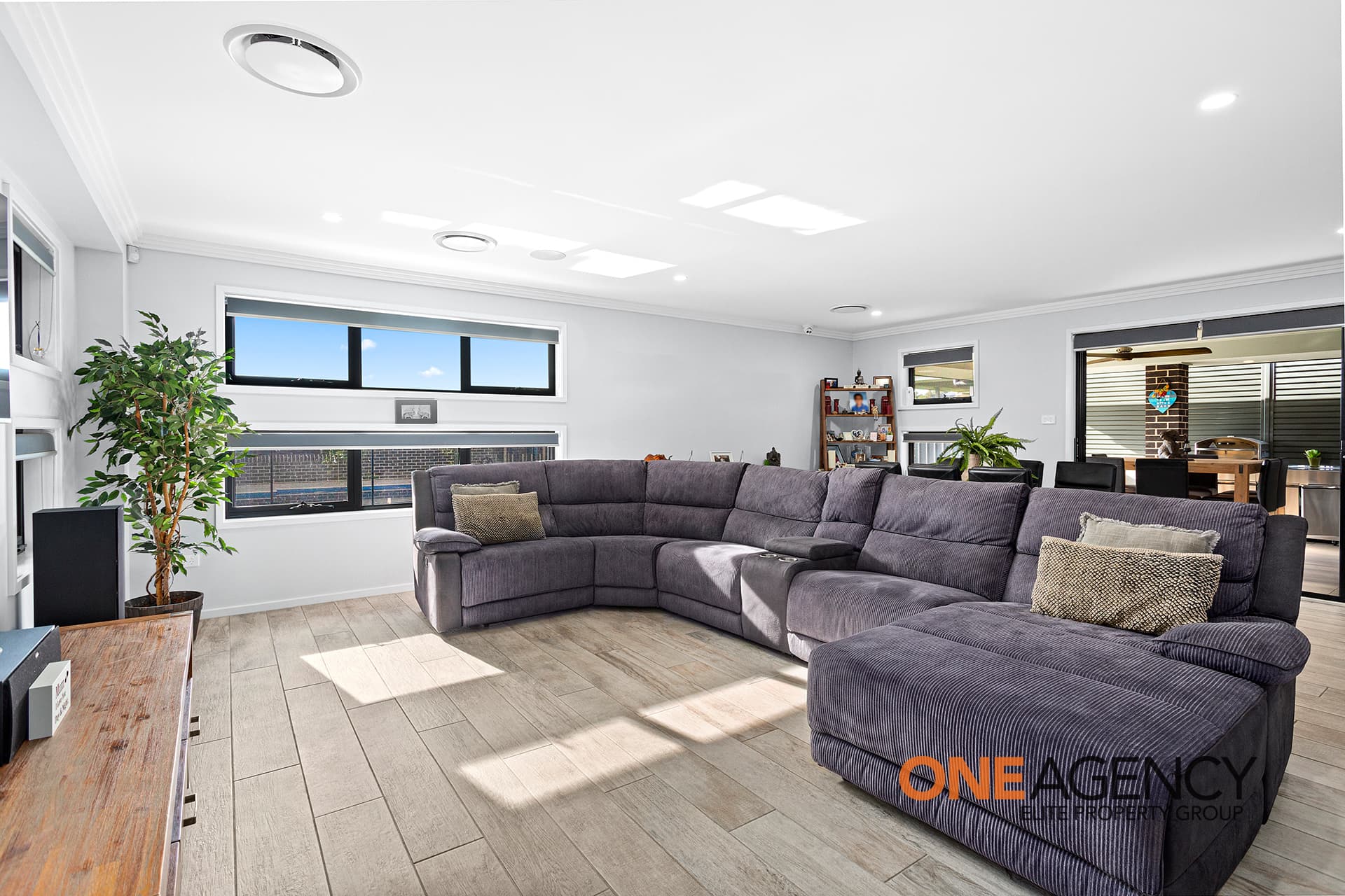 14 Skardon Terrace, Albion Park, Albion Park - Thumbnail 2