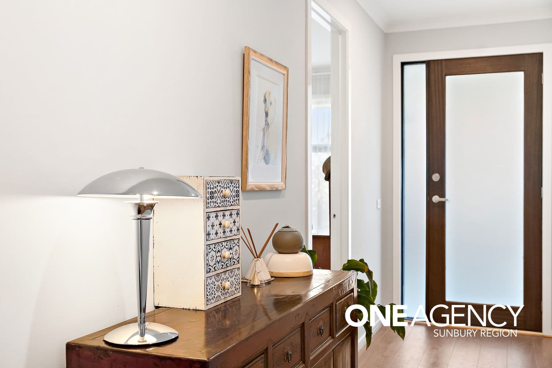 42 Angelas Way, Sunbury, Sunbury - Thumbnail 3