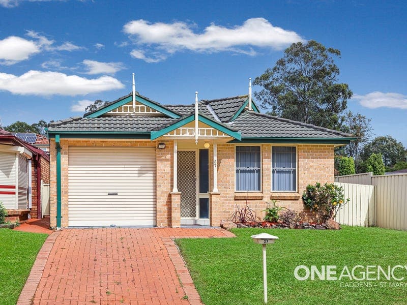 37 Gershwin Crescent, Claremont Meadows, Claremont Meadows - Image 1