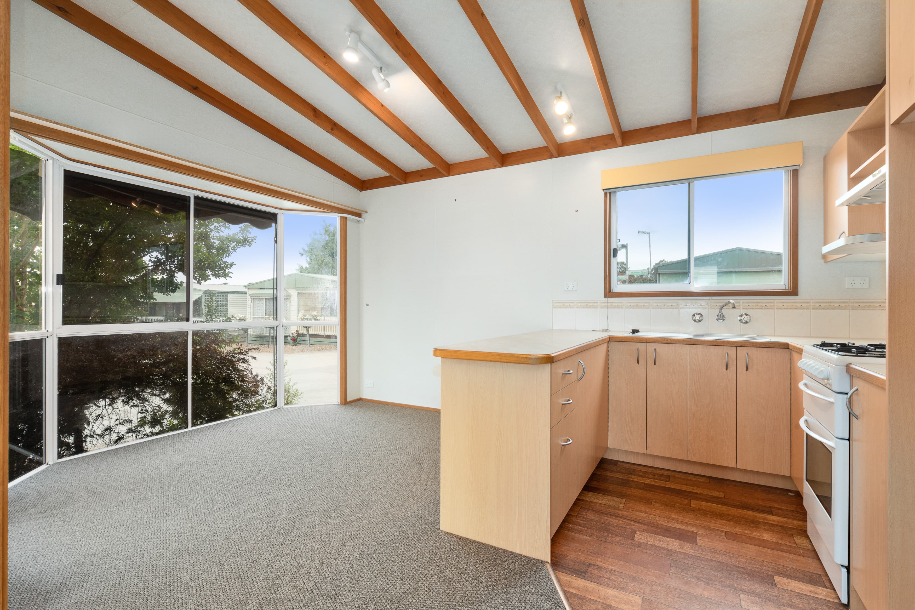 12 Harbour Drive, Hastings, Hastings - Thumbnail 7