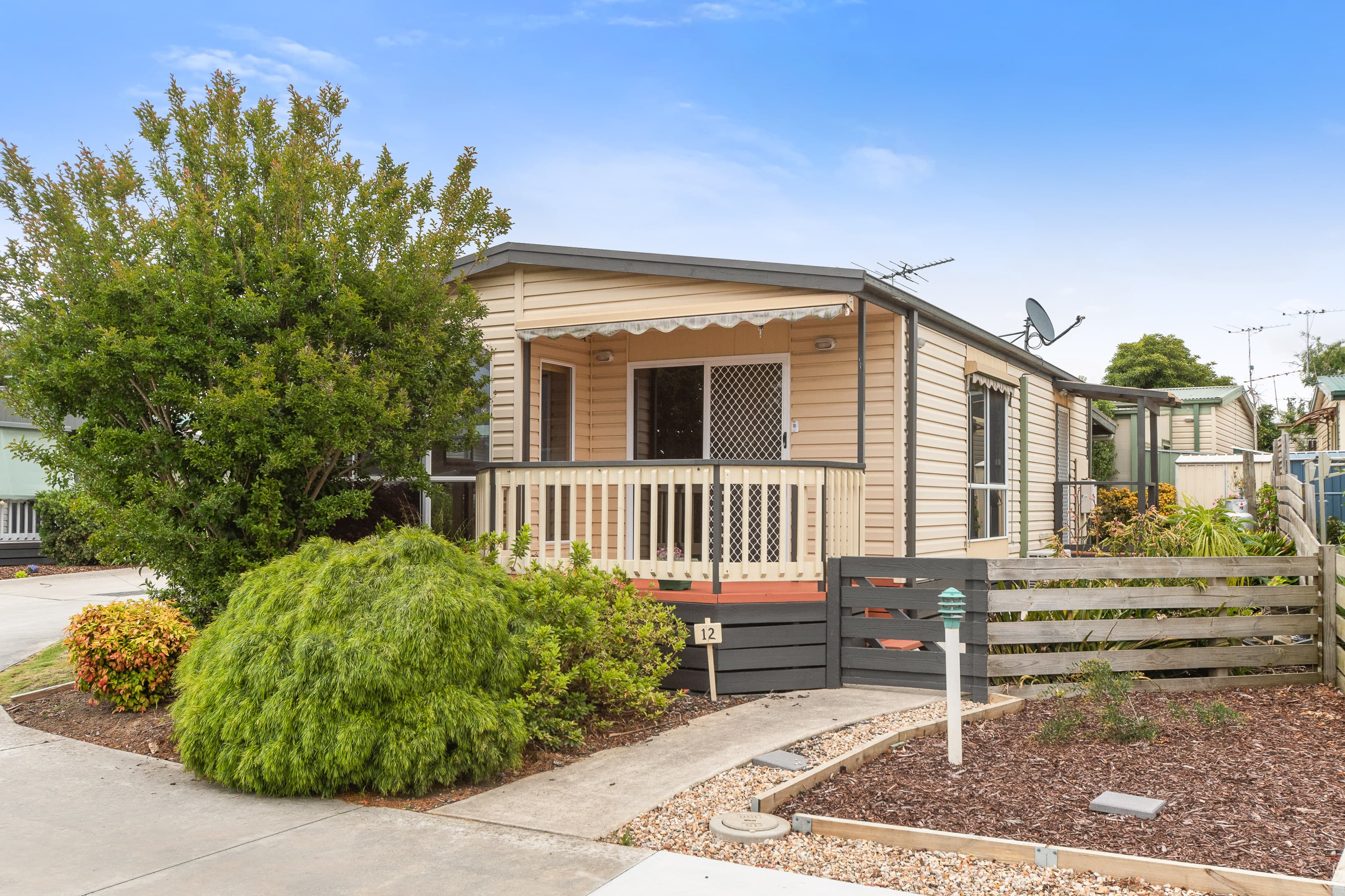 12 Harbour Drive, Hastings, Hastings - Image 1