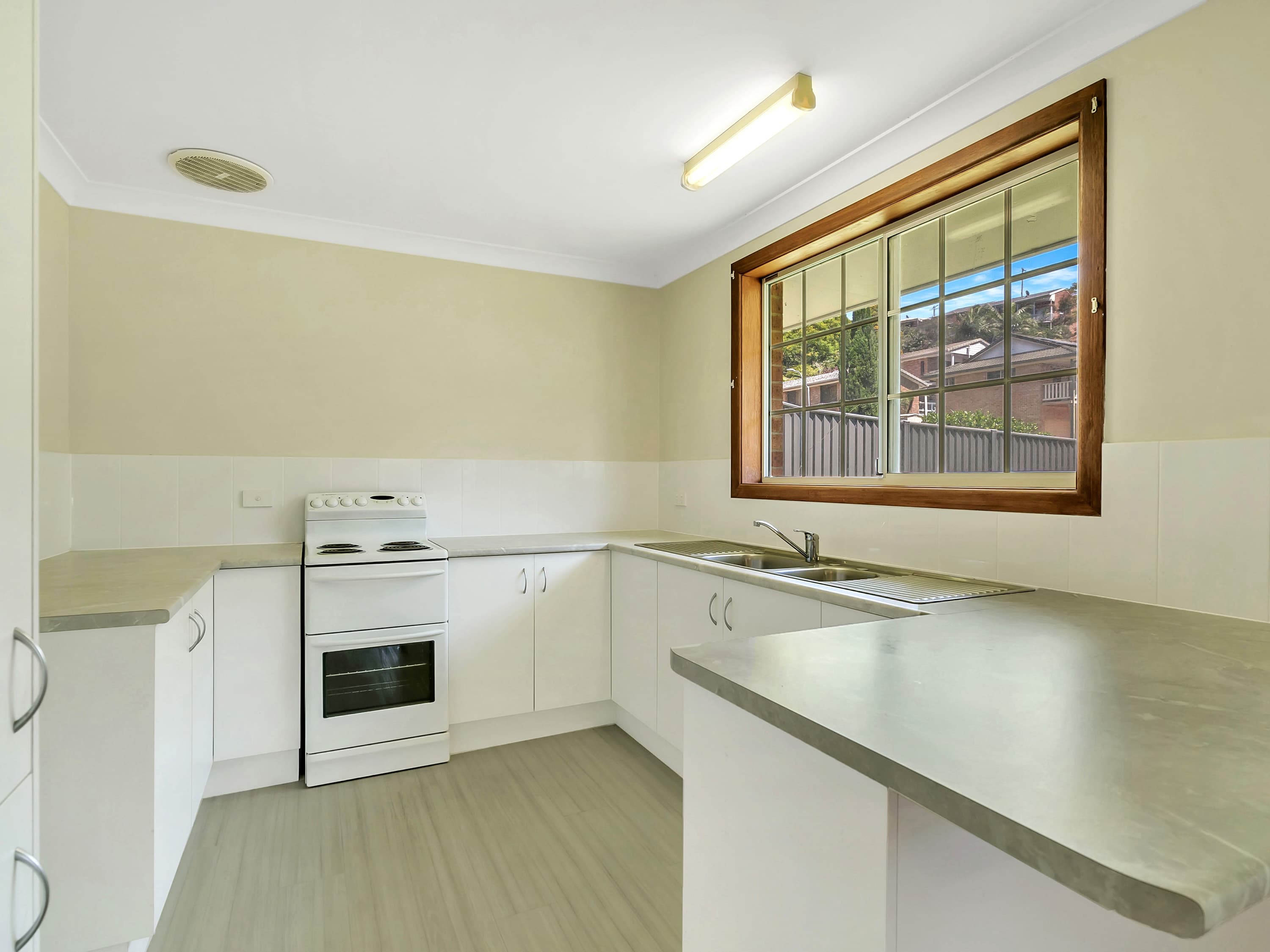 2/26 O'Neill Street, Coffs Harbour, Coffs Harbour - Thumbnail 3