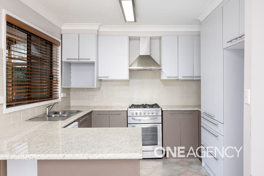 4 GARDENIA Avenue, Lake Albert, Lake Albert - Thumbnail 4