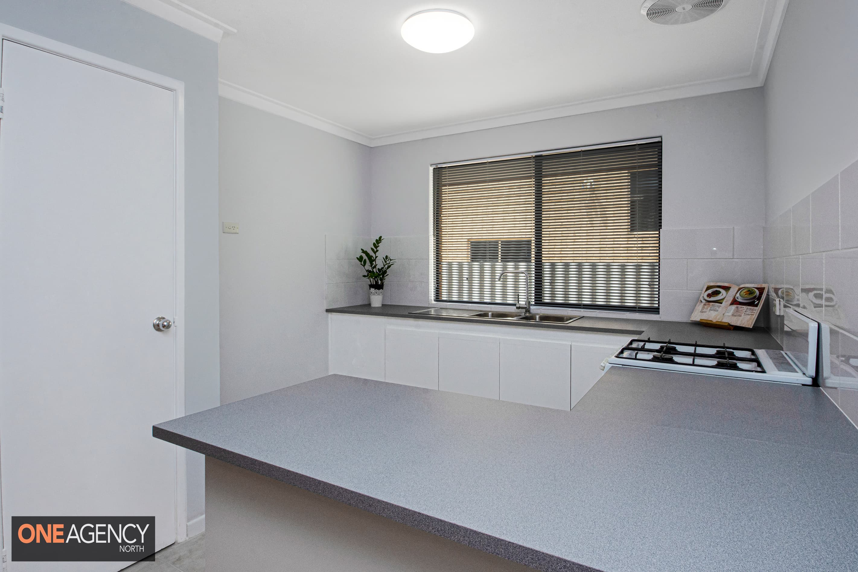 65A Lanchester Way, Stirling, Stirling - Thumbnail 3