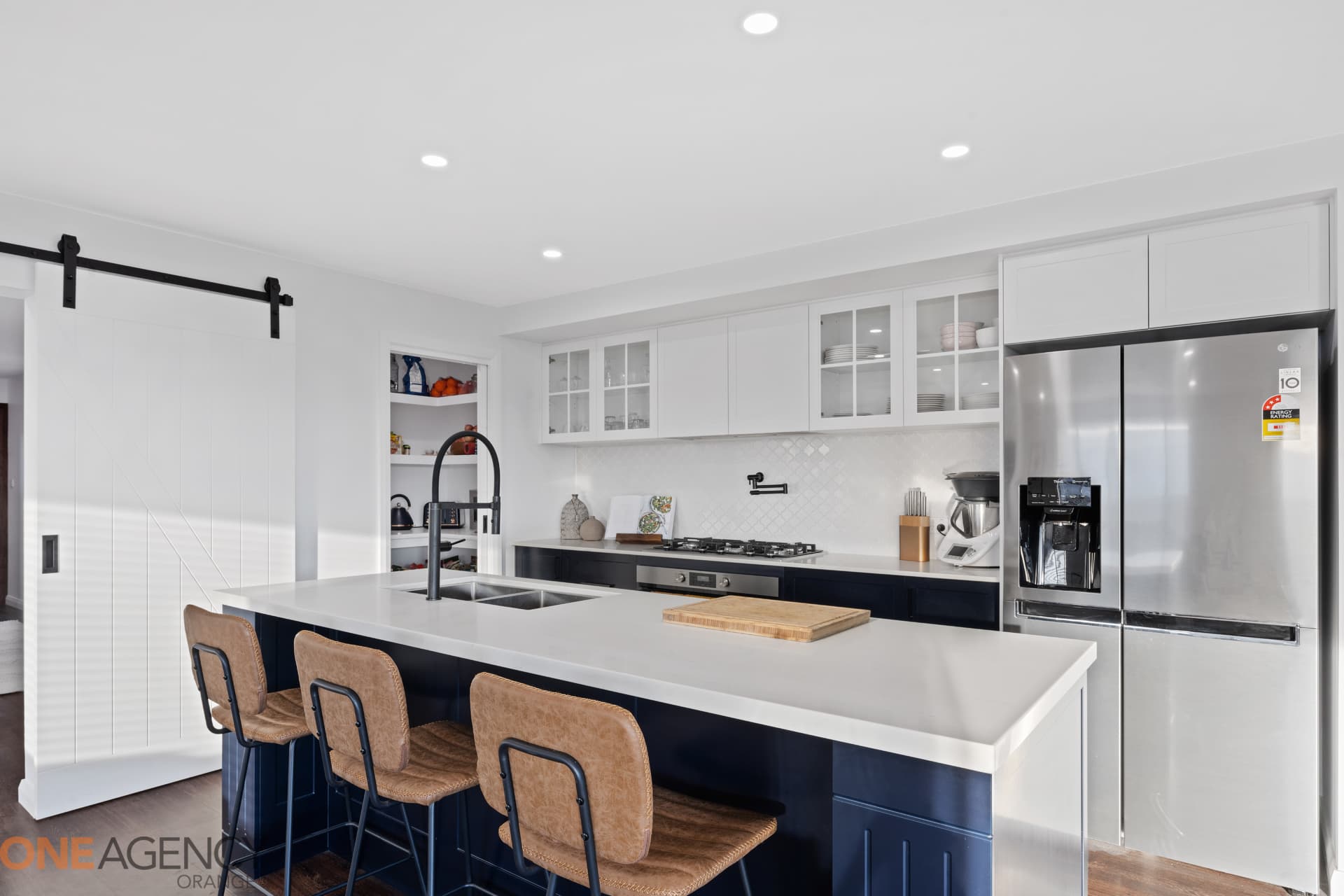 69 Buckland Drive, Orange, Orange - Thumbnail 3