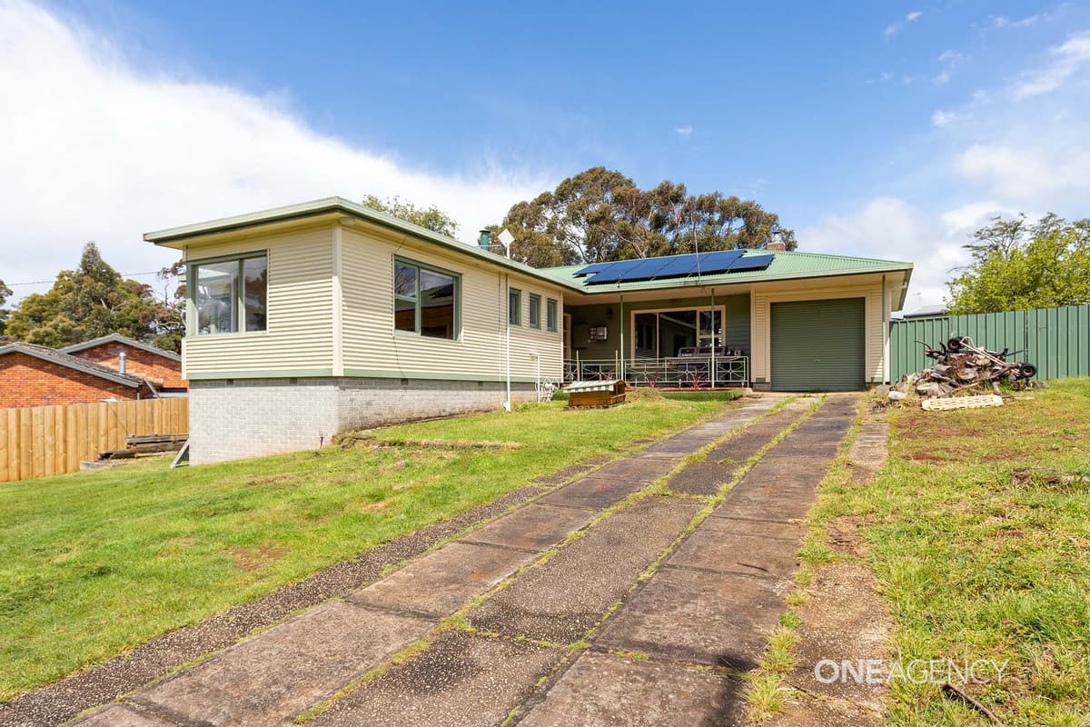 175 Cuprona Road, Heybridge, Heybridge - Image 1