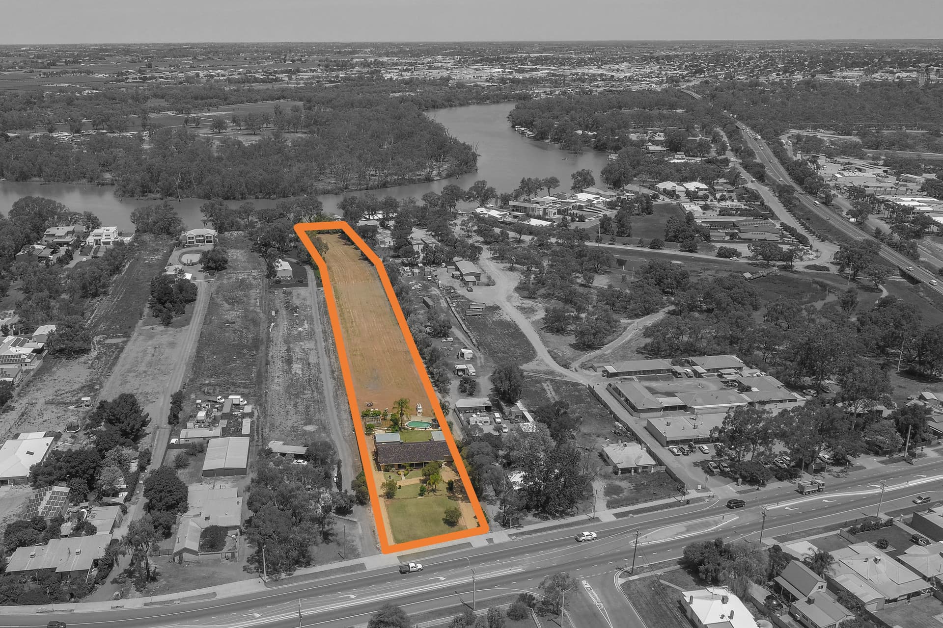 20-22 Hendy Road, Buronga, Buronga - Image 1