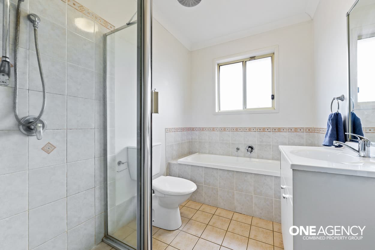 5 Bykool Avenue, Kingsgrove, Kingsgrove - Thumbnail 4