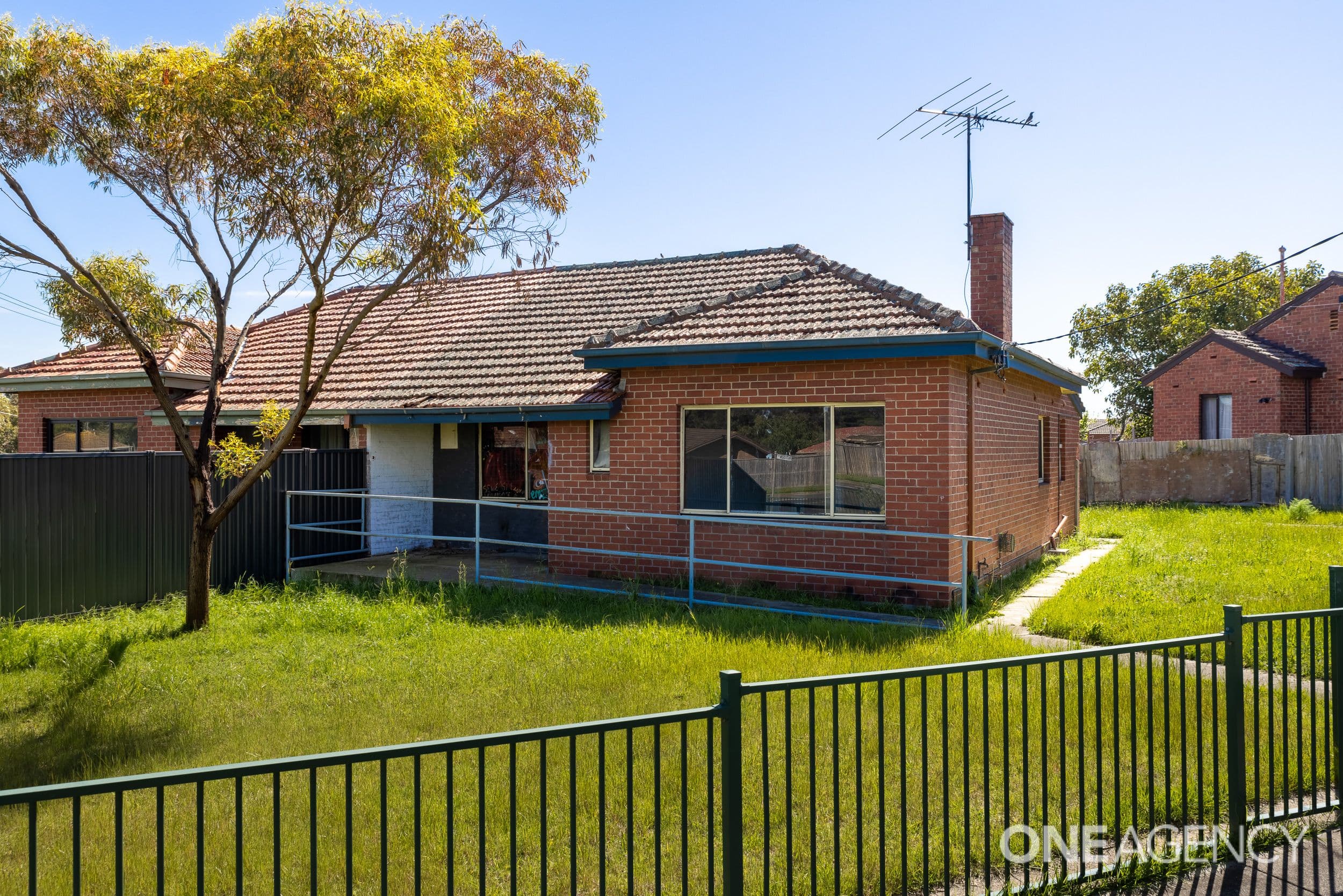 22 Pattison Avenue, North Geelong, North Geelong - Image 1