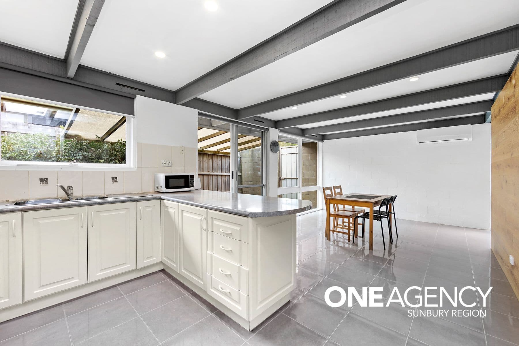31 Dobell Avenue, Sunbury, Sunbury - Thumbnail 3