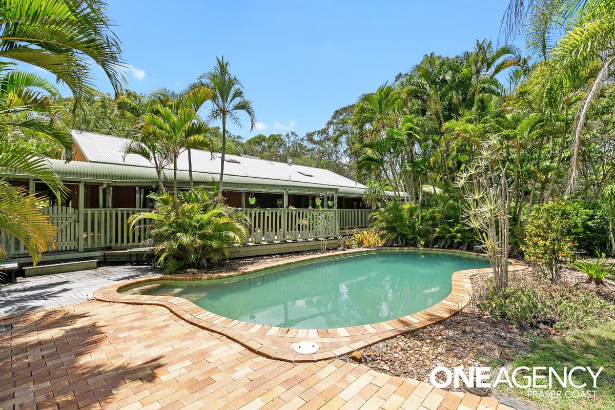 22 Senor Avenue, Urangan, Urangan - Image 1