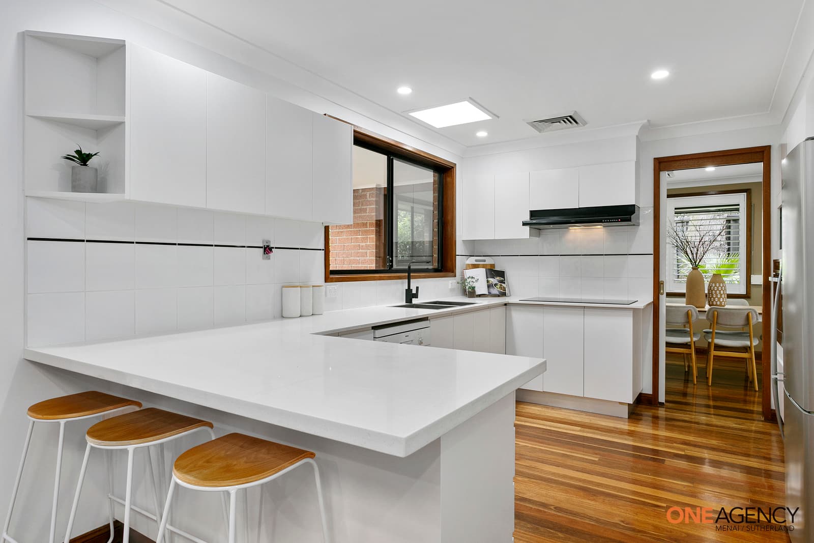 6 Atkins Place, Barden Ridge, Barden Ridge - Thumbnail 4