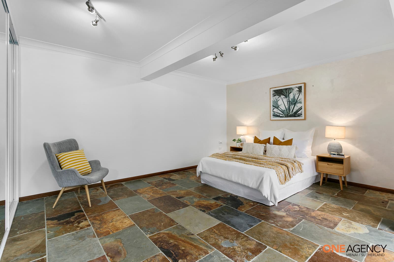 6 Atkins Place, Barden Ridge, Barden Ridge - Thumbnail 8