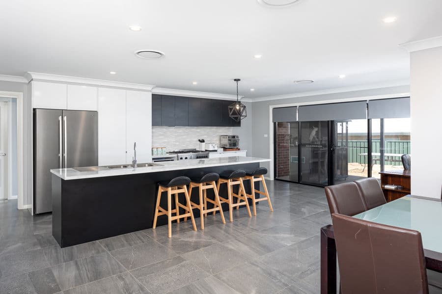 6 BEECH Street, Forest Hill, Forest Hill - Thumbnail 2