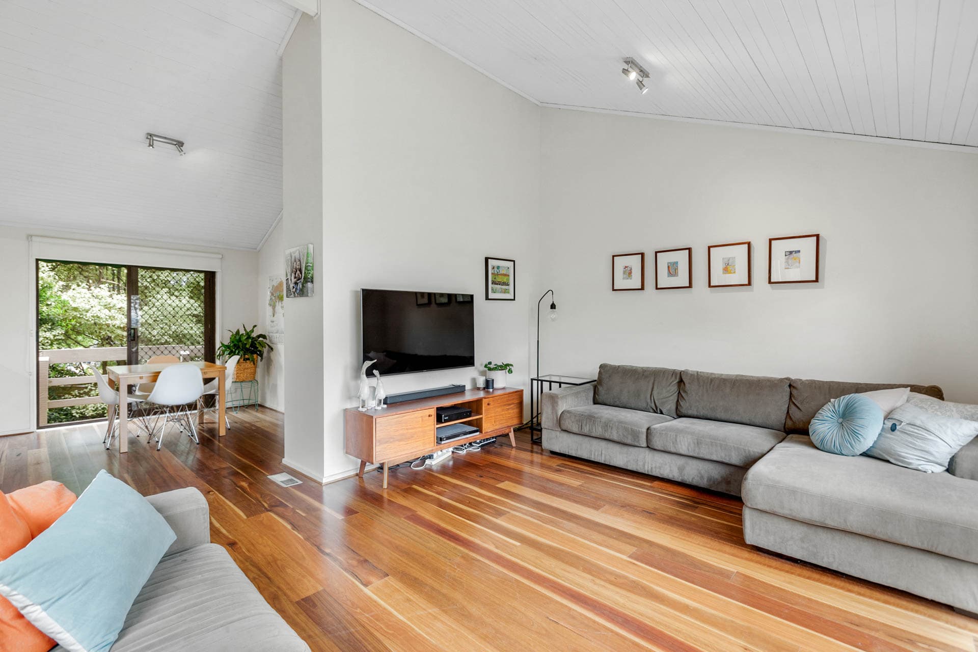53 Wynnstay Road, Mount Eliza, Mount Eliza - Thumbnail 3