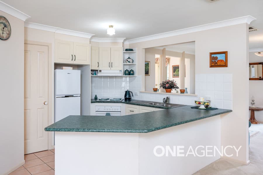 1/29 LANSDOWNE Avenue, Lake Albert, Lake Albert - Thumbnail 6