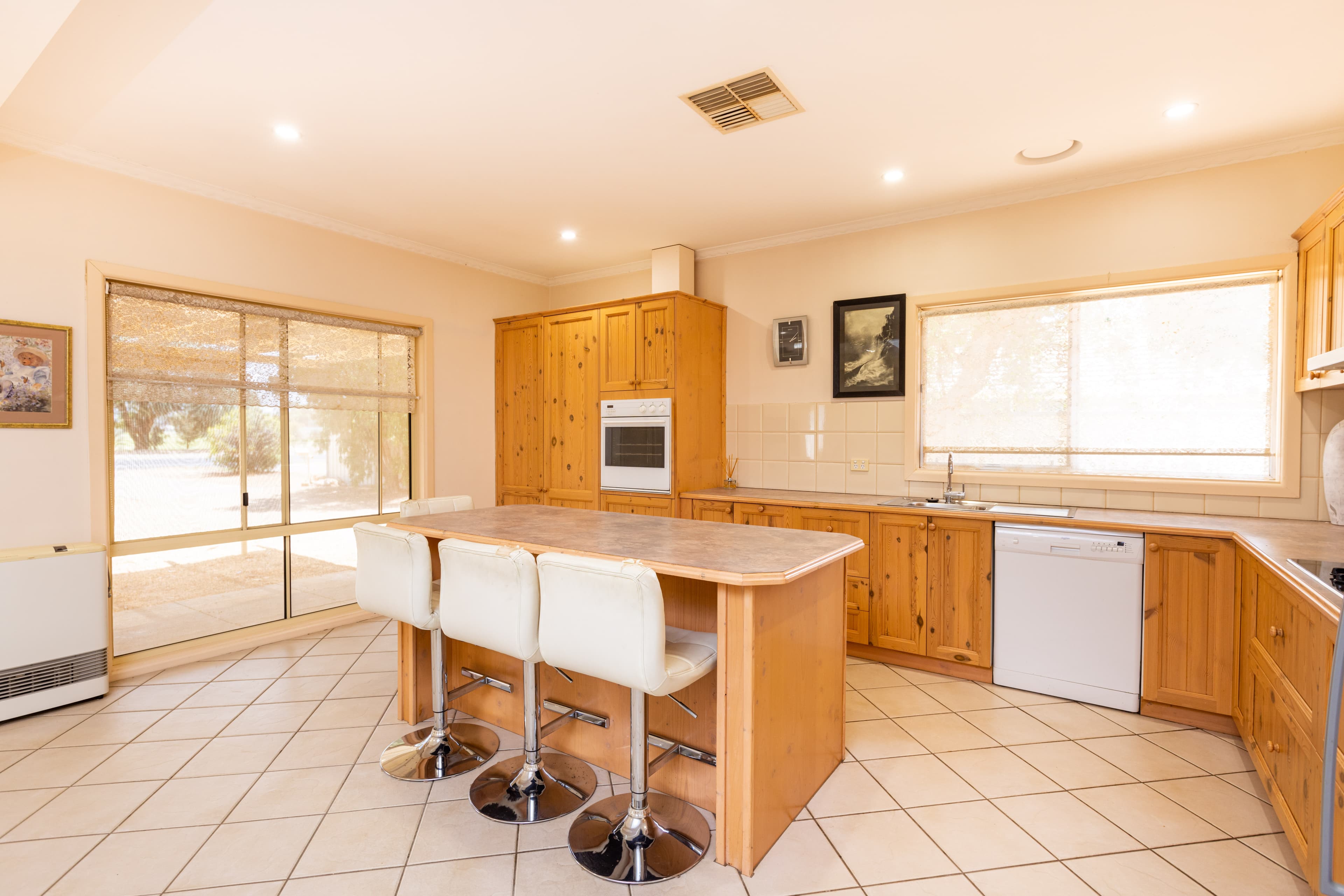 476 Eleventh Street, Mildura, Mildura - Thumbnail 6