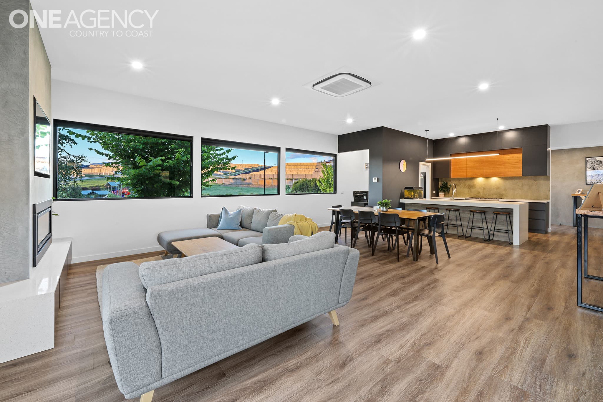 14 Emberwood Road, Warragul, Warragul - Thumbnail 2